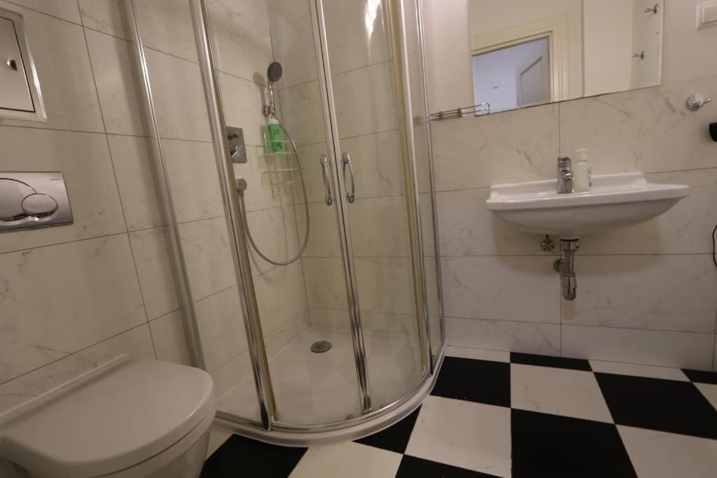 Fantastic Waw - Kp22 Room B Varsóvia Exterior foto